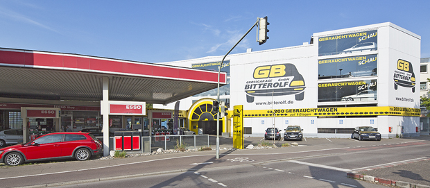 Gebrauchtwagenhandel, Autoankauf / Gebrauchtwagen-Ankauf, Tankstelle, Waschstraße und Werkstatt der Grossgarage Bitterolf